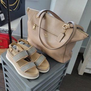 $79 NWT (8.5 & 9.5) Michael Michael Kors Presley Platform Sandal